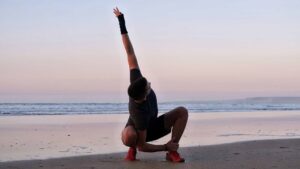 How can warming up prevent injury