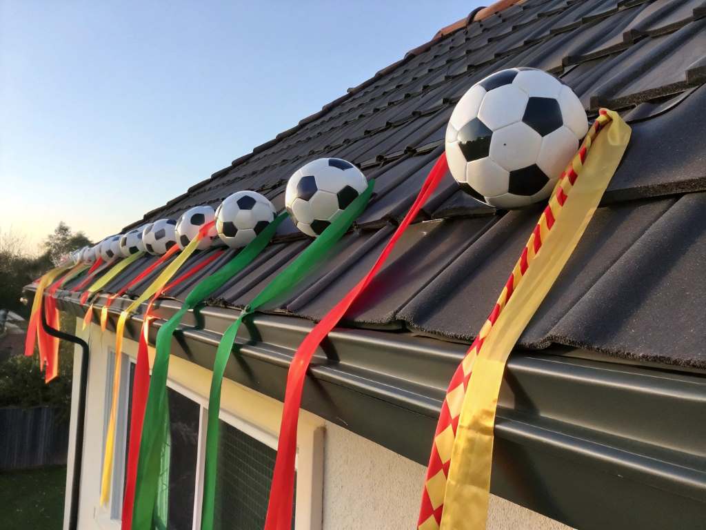 Design a Seasonal Display